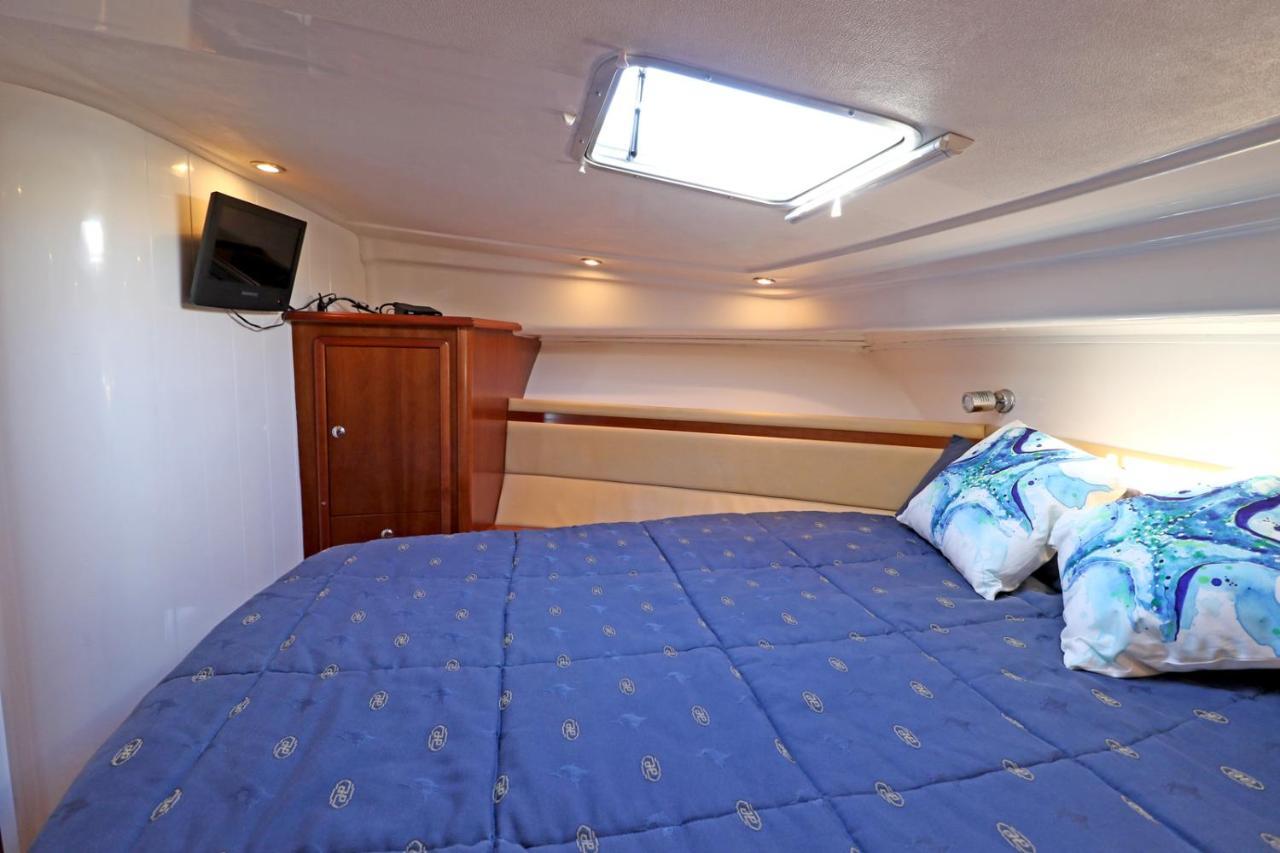 Private Yacht, We Our Guests Hotel en barco Lisboa