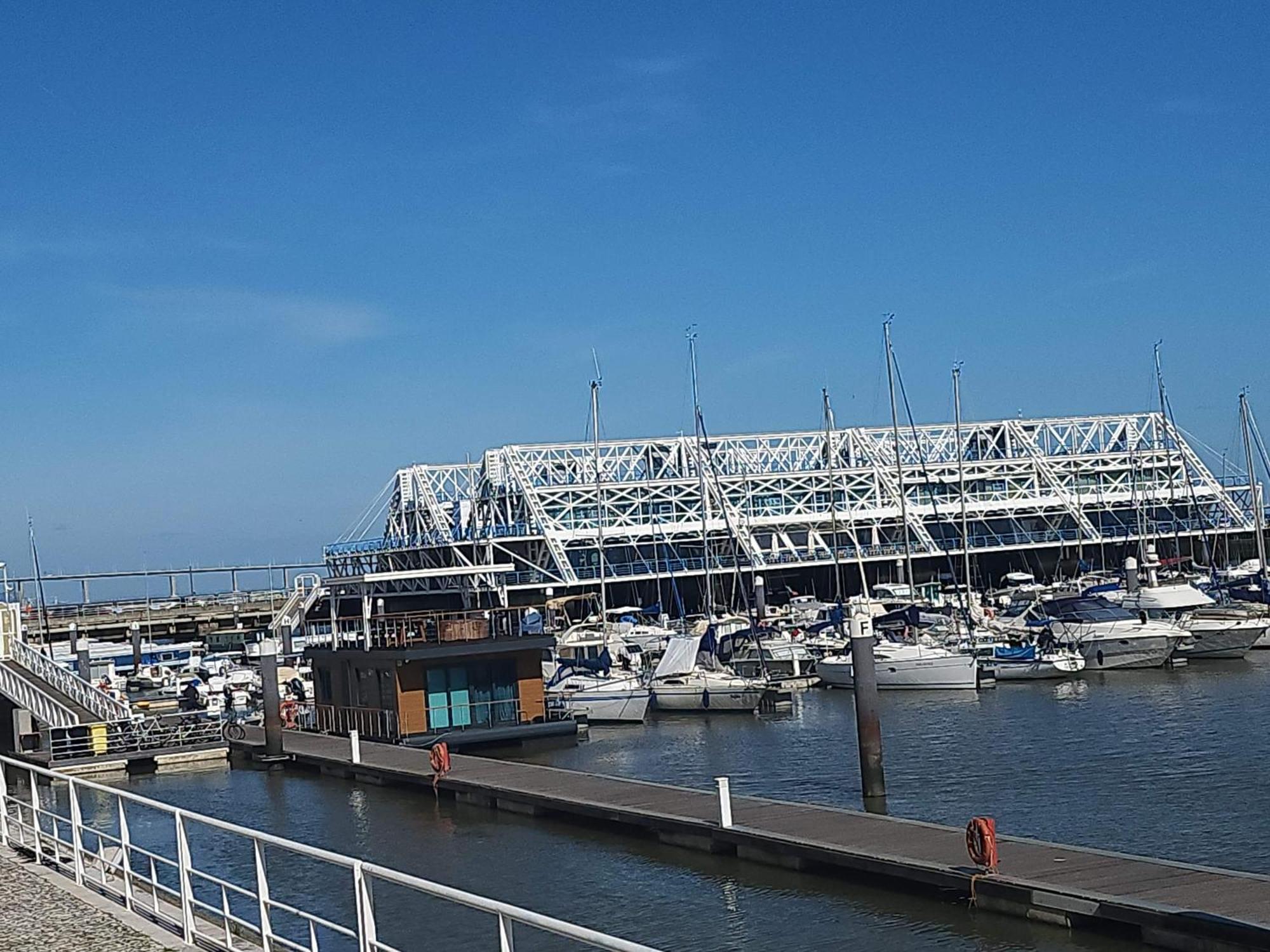Private Yacht, We Our Guests Hotel en barco Lisboa