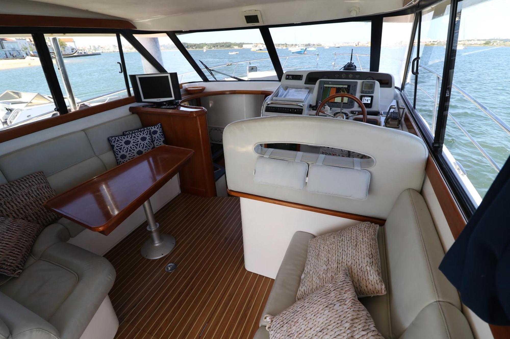 Private Yacht, We Our Guests Bådhotel Lisboa